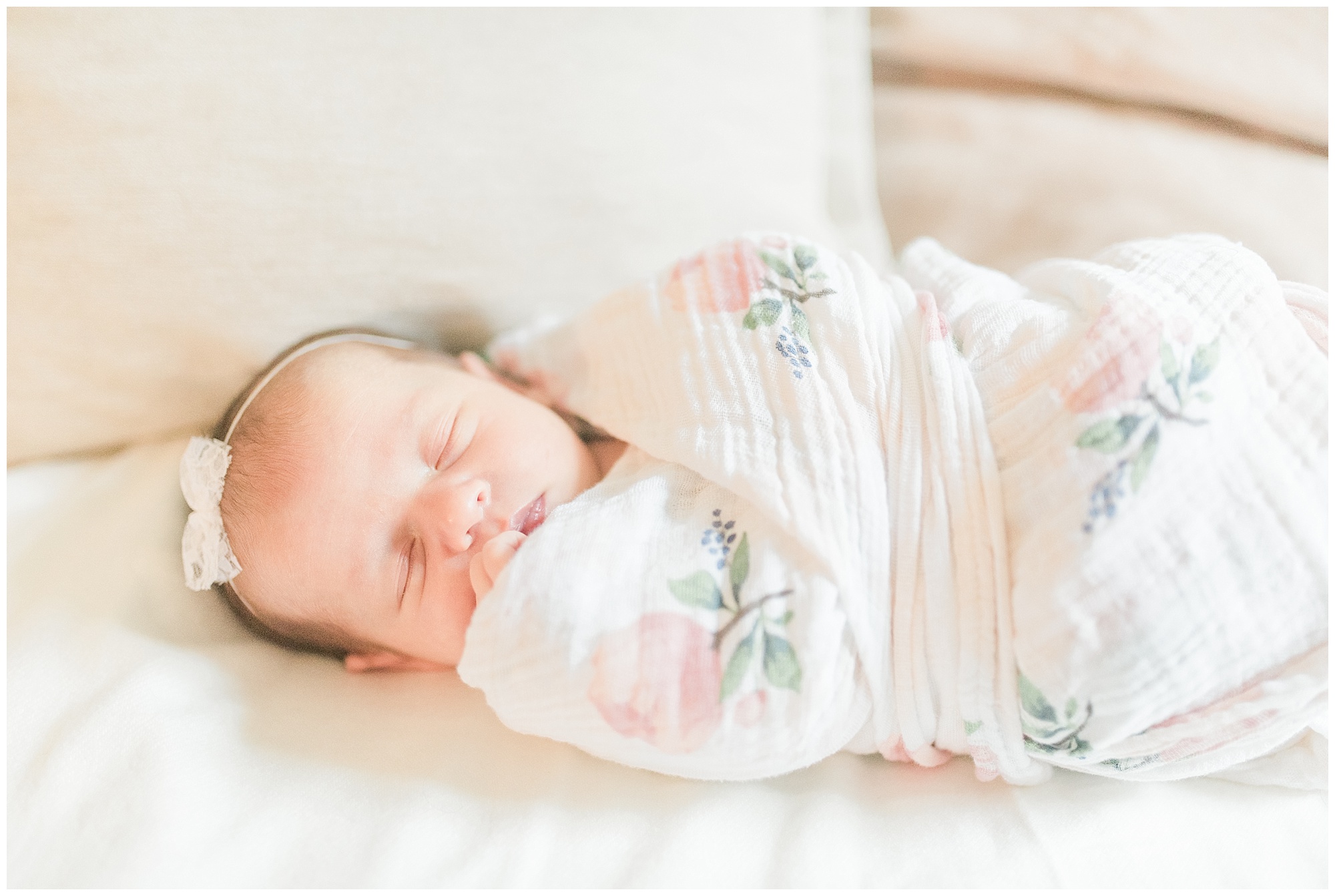 Newborn lifestyle photo by Megan Bennett Photography