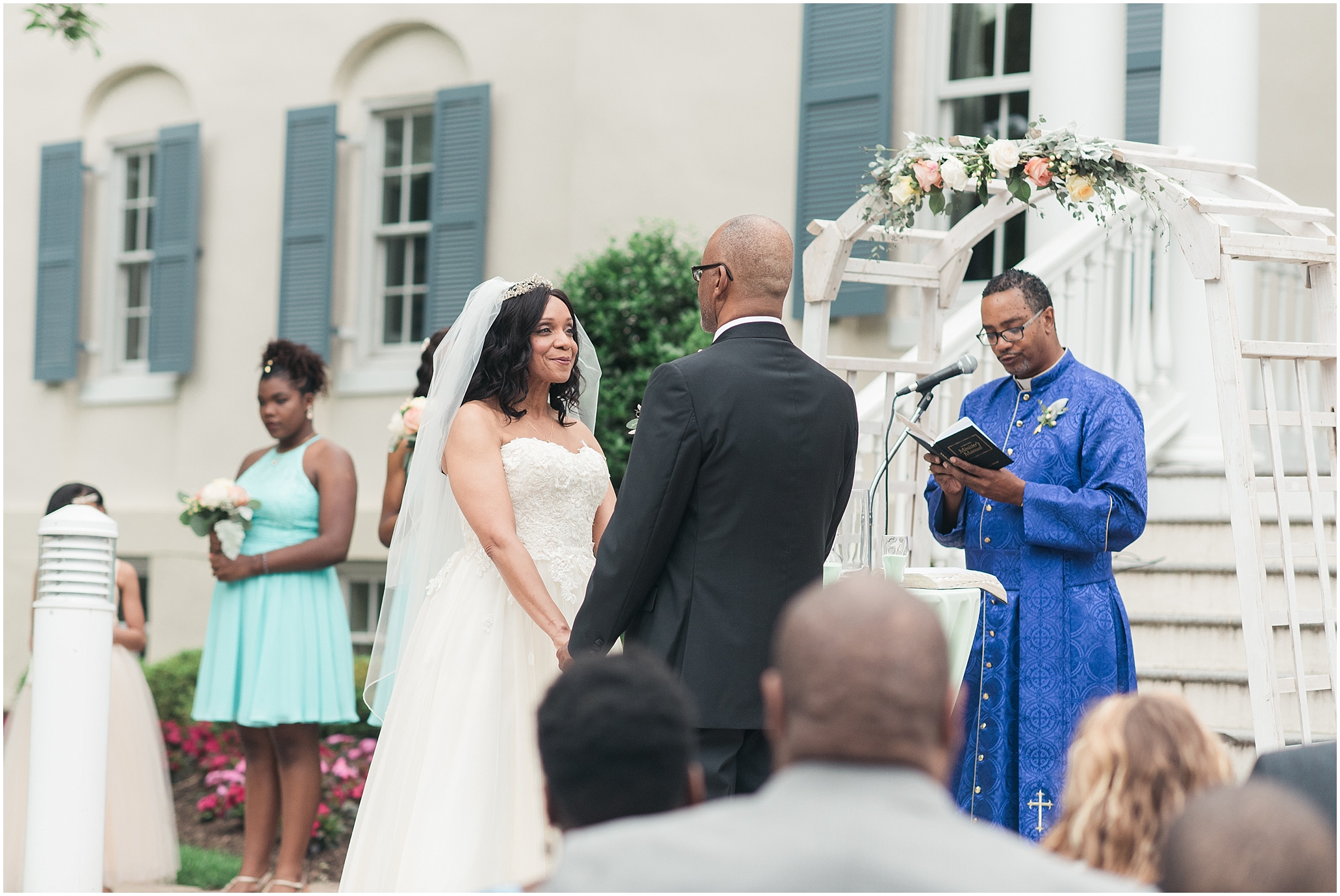 Oakland Manor Wedding Columbia Maryland by Megan Bennett Photography
