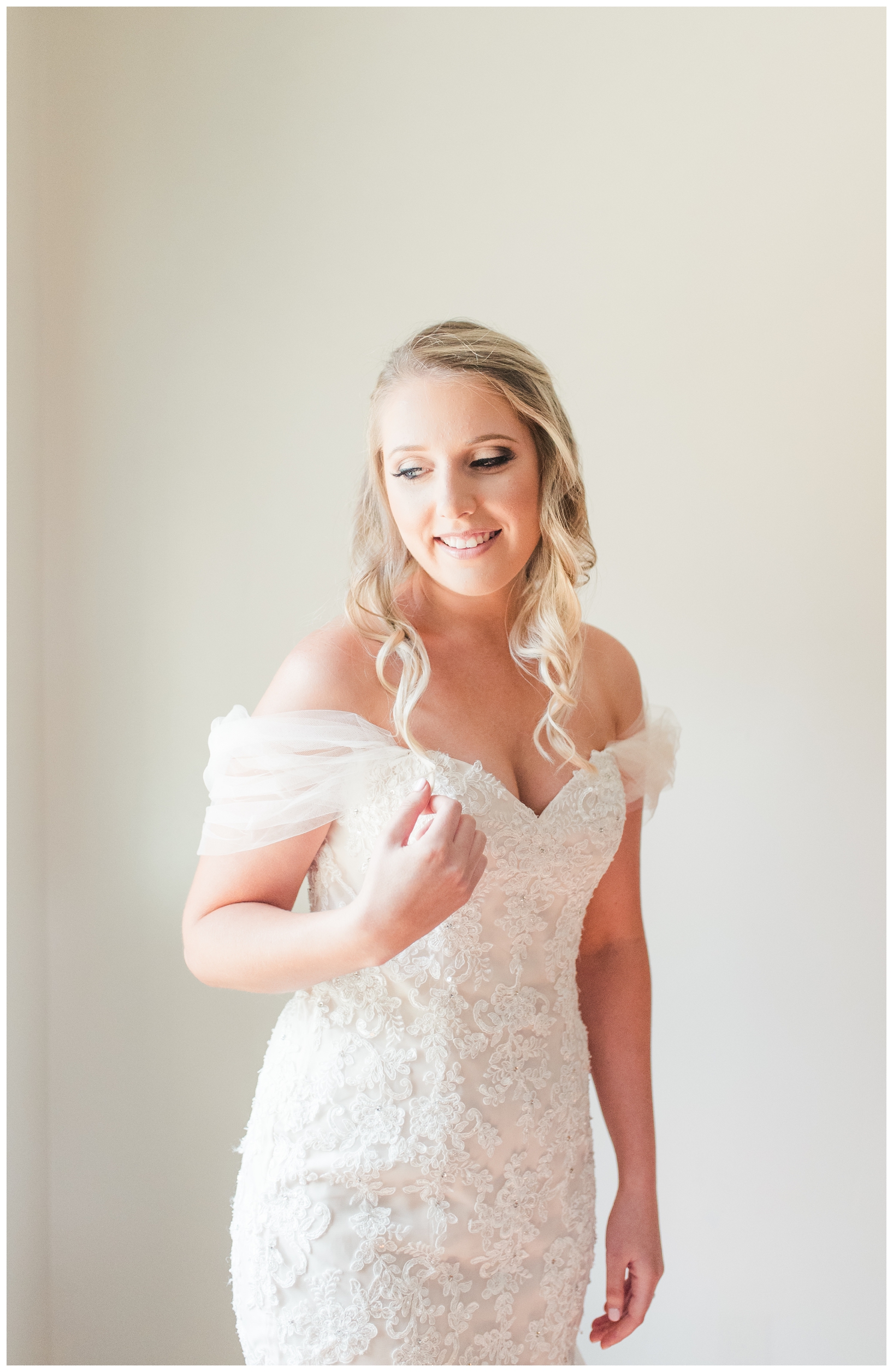 Woodlawn Manor outdoor blush pink summer wedding in Maryland by Megan Bennett Photography