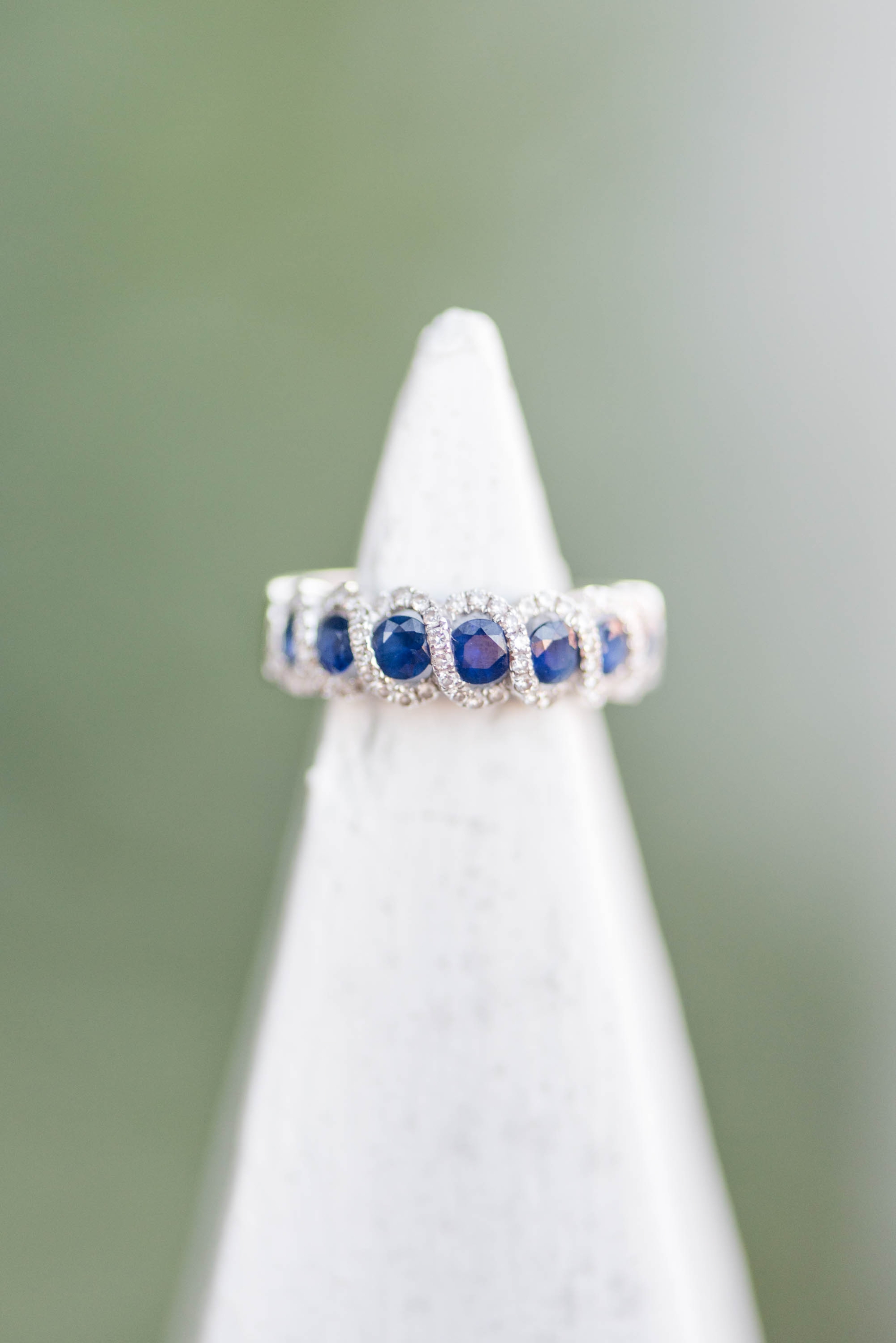 A downtown Annapolis Maryland engagement photos by Megan Bennett Photography