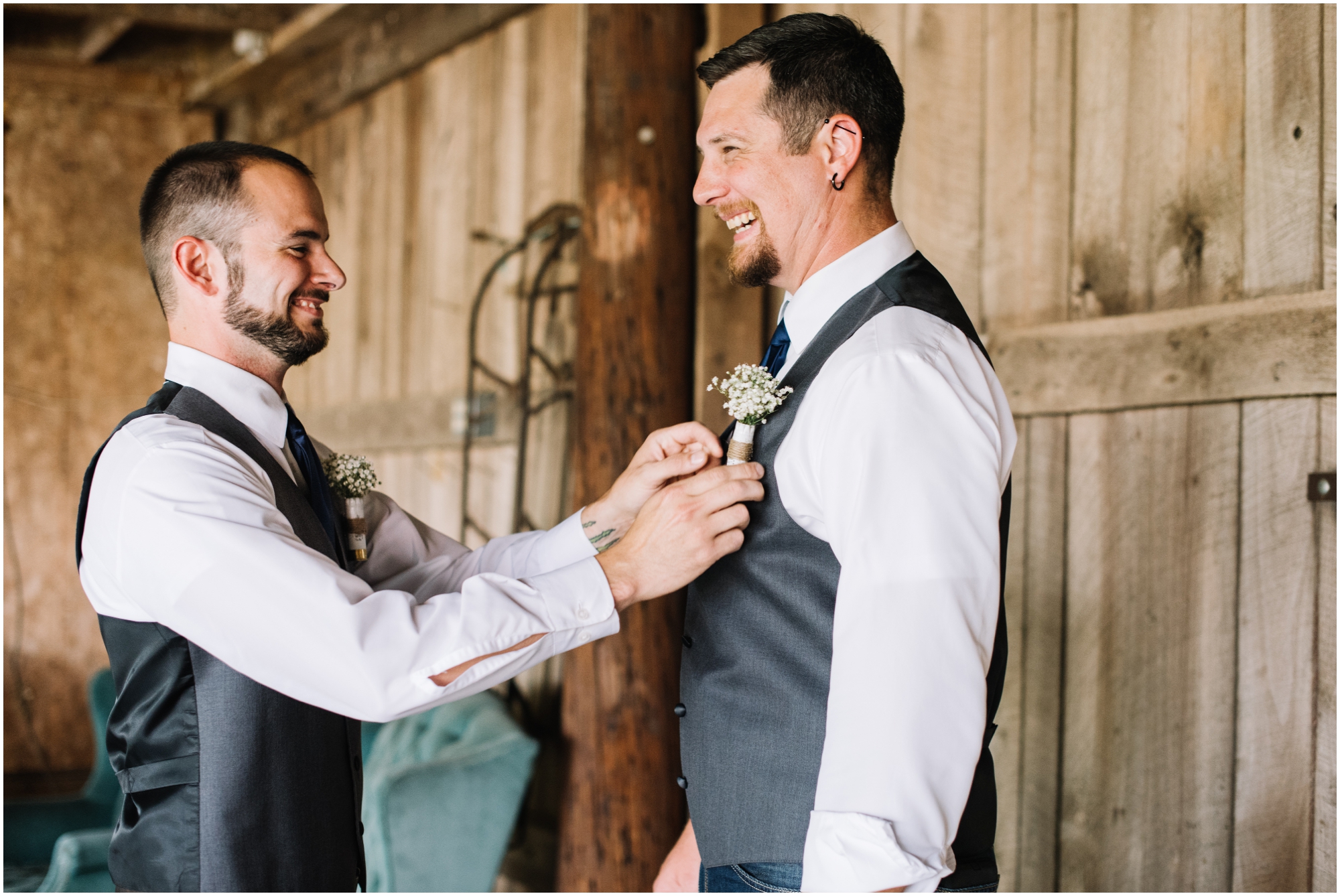 A Southern Maryland Barn Wedding I Megan Bennett Photography I A Blush Pink, Navy, Rustic Maryland Barn Wedding featuring a Farm Setting, Golden Light Portraits, and Large Bridal Party in Brandywine, Maryland #southernmarylandwedding #marylandwedding #marylandweddingphotographer