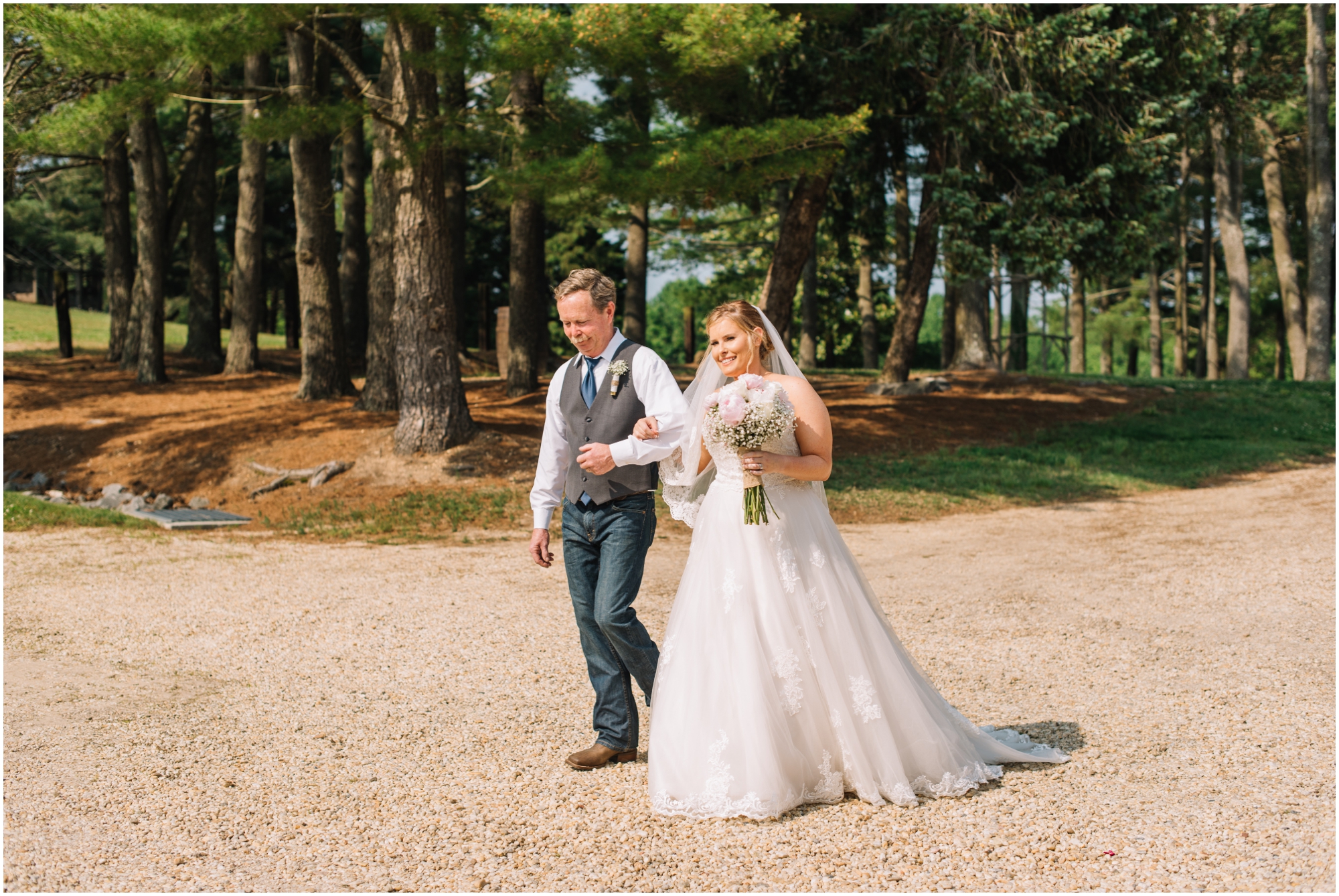 A Southern Maryland Barn Wedding I Megan Bennett Photography I A Blush Pink, Navy, Rustic Maryland Barn Wedding featuring a Farm Setting, Golden Light Portraits, and Large Bridal Party in Brandywine, Maryland #southernmarylandwedding #marylandwedding #marylandweddingphotographer