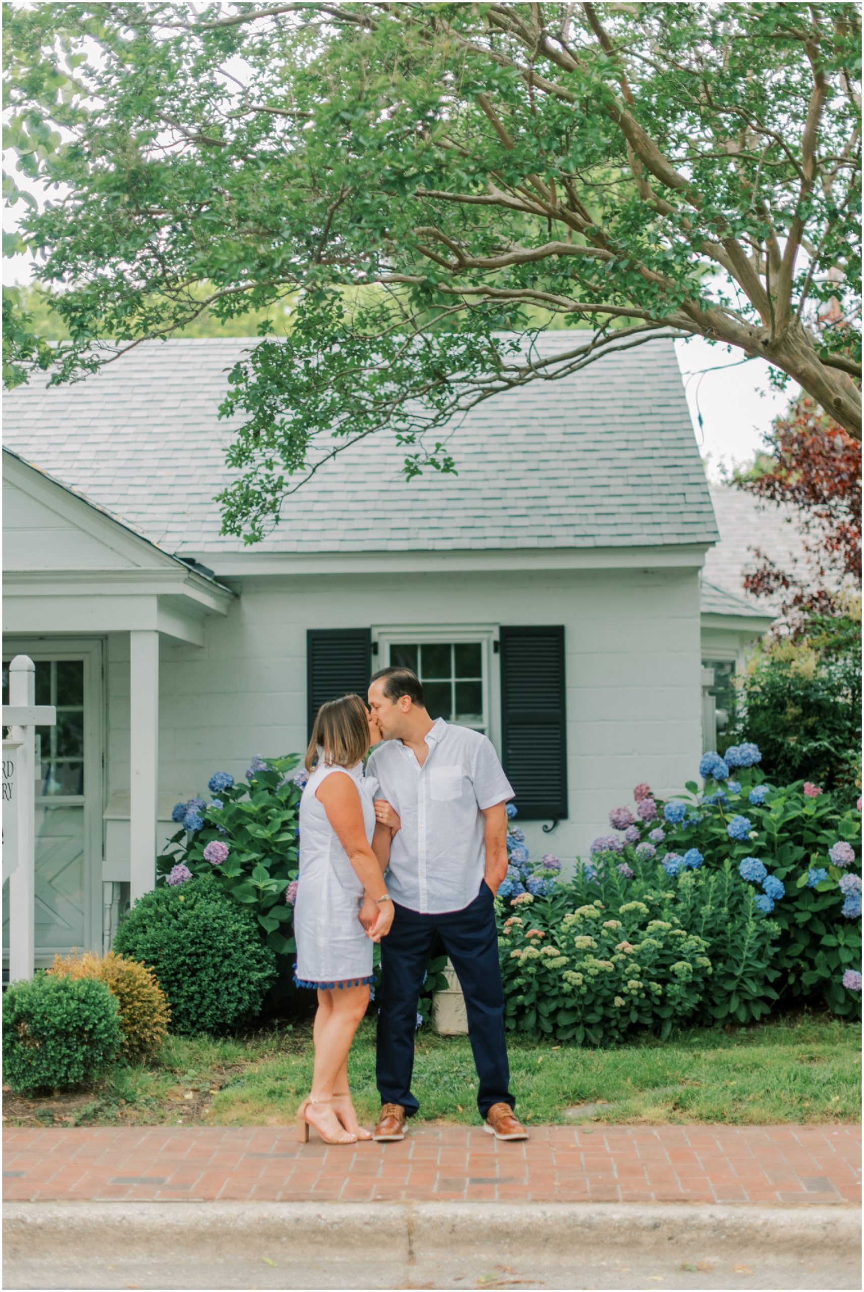Romantic Eastern Shore Engagement Portraits Fine Art Wedding Photographer Megan Bennett Photography