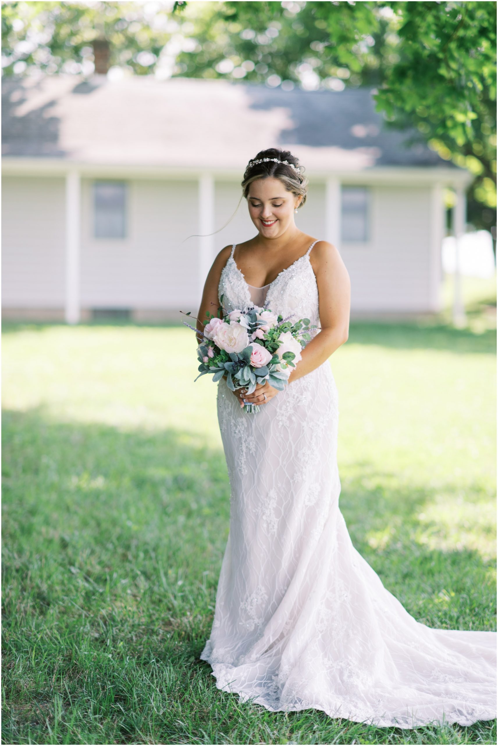 Linganore Winecellars Wedding Romantic Bridal portrait Maryland Wedding Photographer Megan Bennett Photography