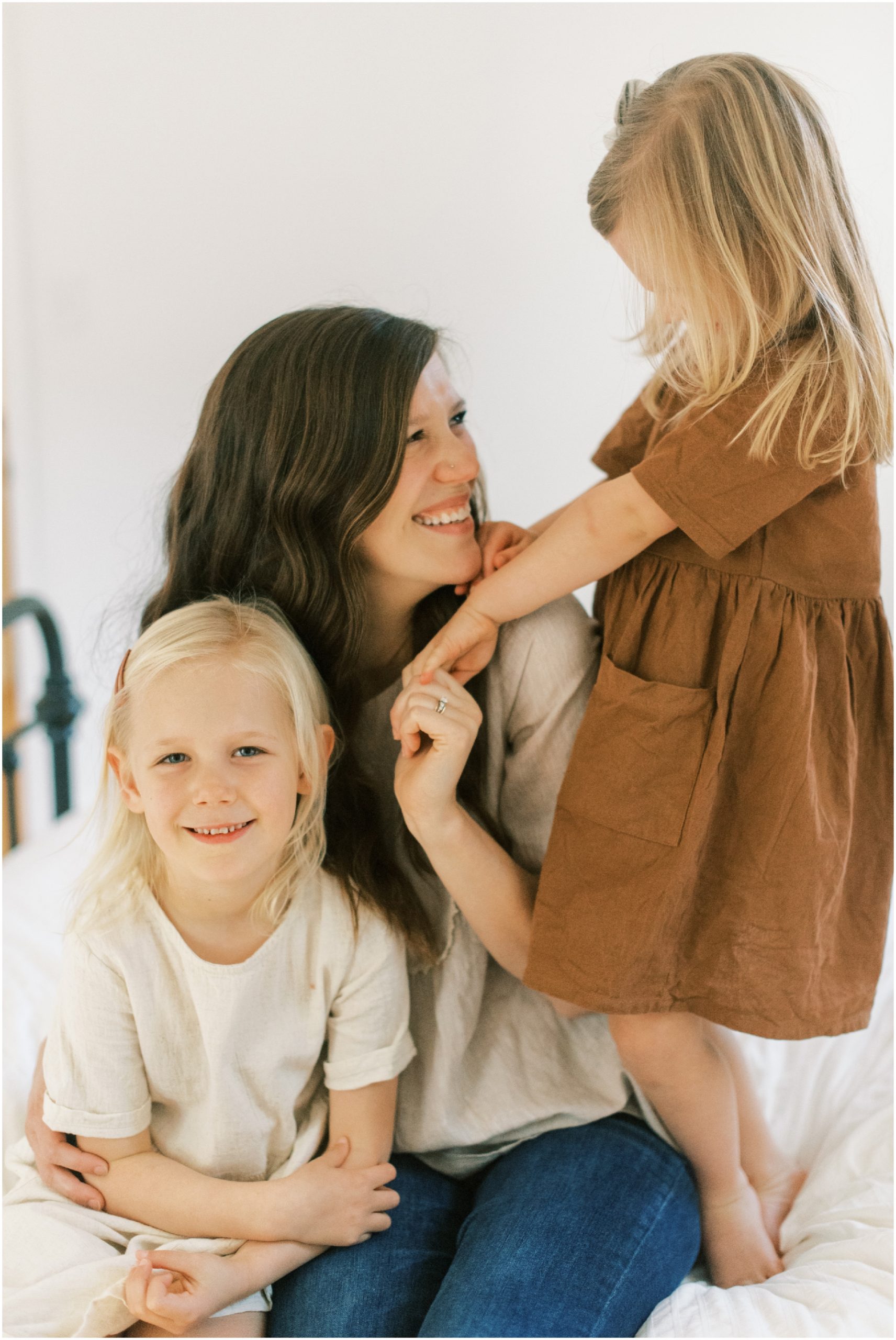 In Home Family Photos by Megan Bennett Photography