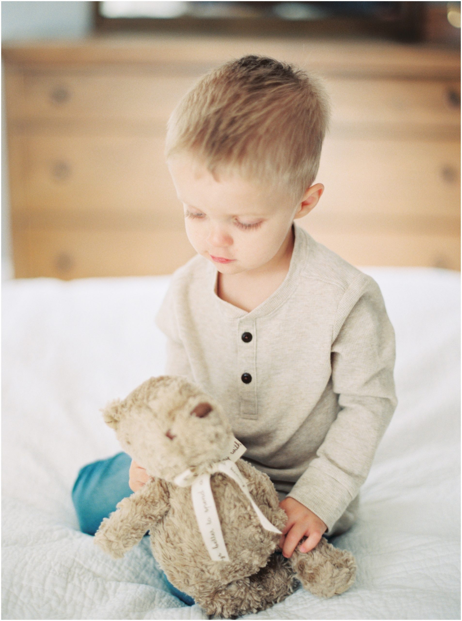 Fun Family Photos at Home Baltimore Photographer Megan Bennett Photography