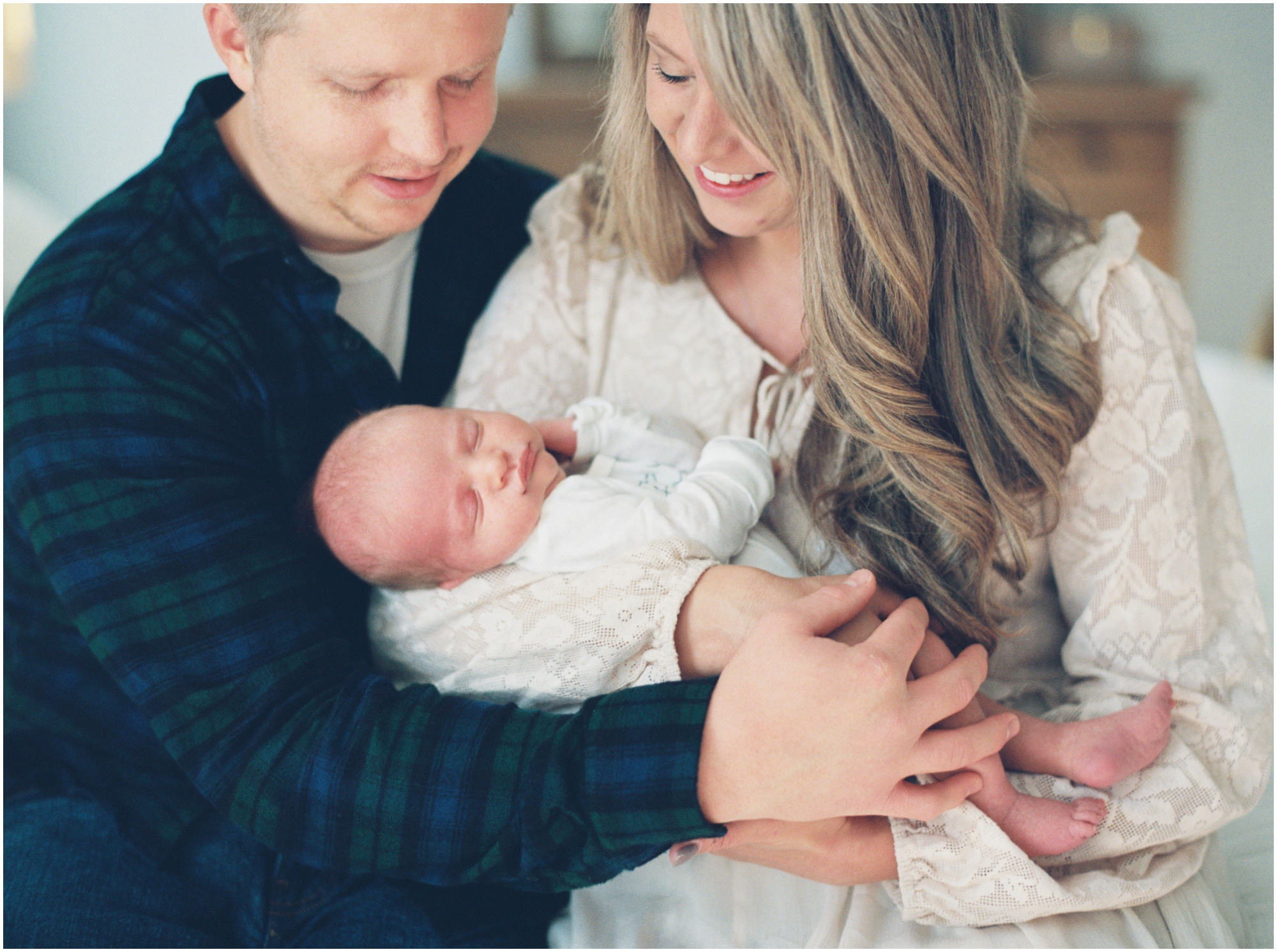 Fun Family Photos at Home Baltimore Photographer Megan Bennett Photography