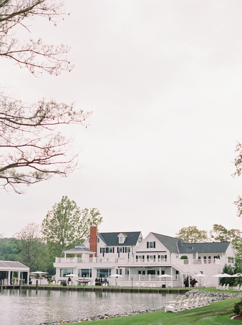 The Oaks Waterfront Inn